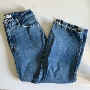 Abercrombie Curve Love High Rise 90s Relaxed Jean
